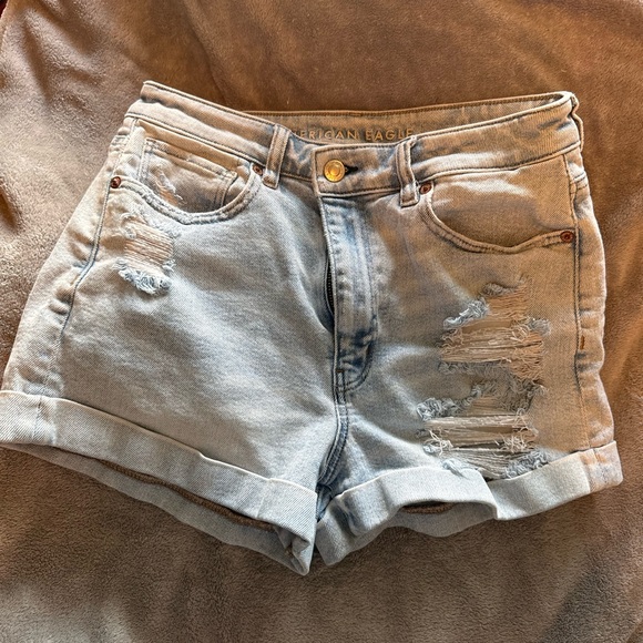 American Eagle Distressed Shorts - Picture 1 of 3